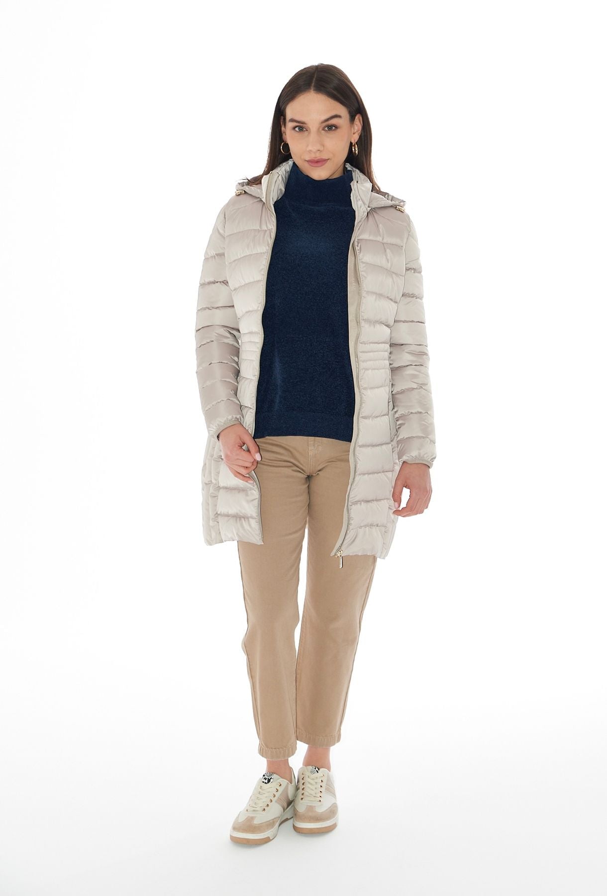 CAPPOTTO TRAPUNTATO CON CAPPUCCIO