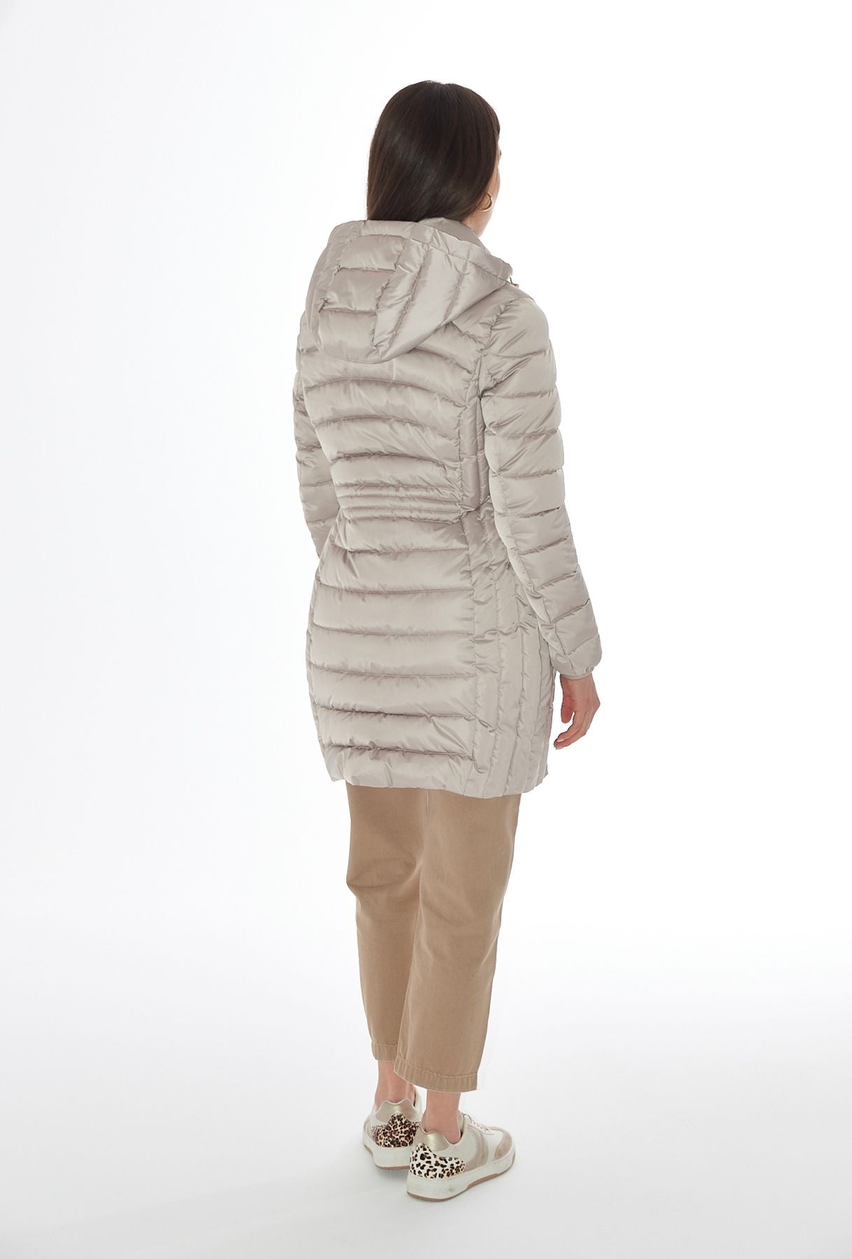 CAPPOTTO TRAPUNTATO CON CAPPUCCIO